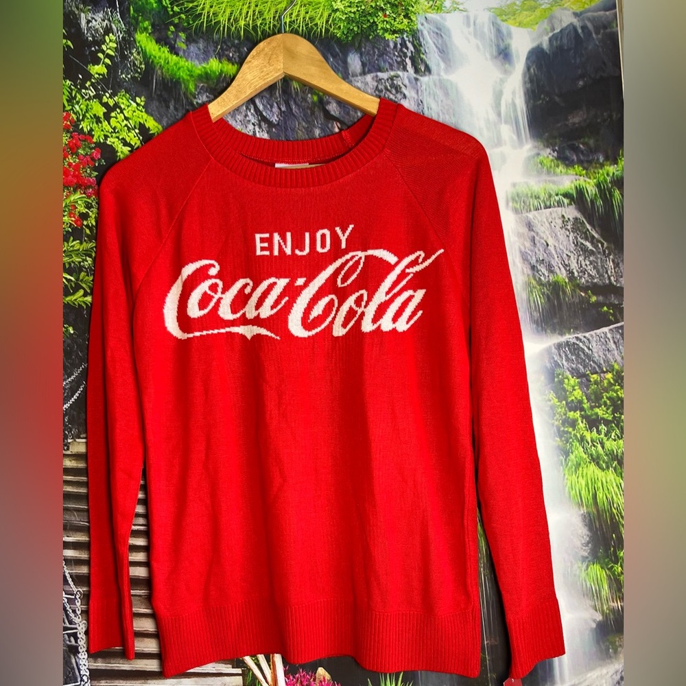 CocaCola  sweater  women size M Red.